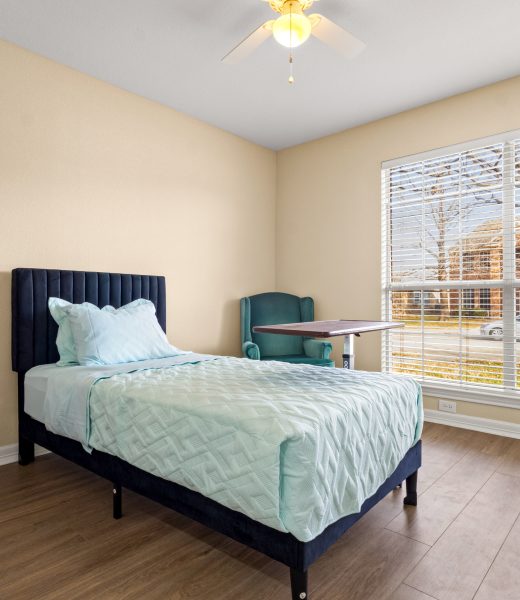 10_bedroom.jpg