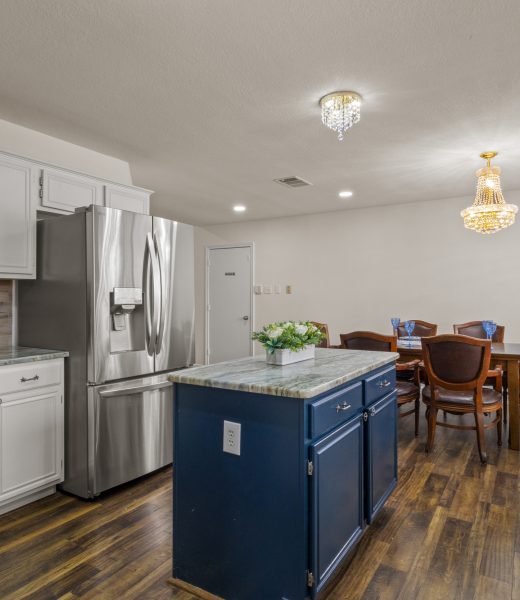 8_kitchen-dining-area.jpg