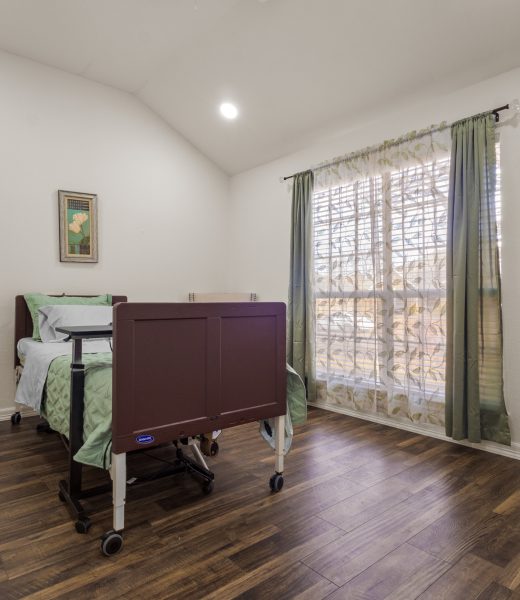 9_bedroom.jpg